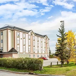 Super 8 By Wyndham Calgary/airport 2* YYC